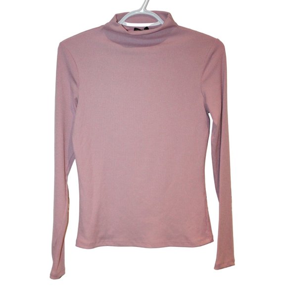 2/$20 🏷 Dynamite Ribbed Turtle Neck Size M - Picture 1 of 3